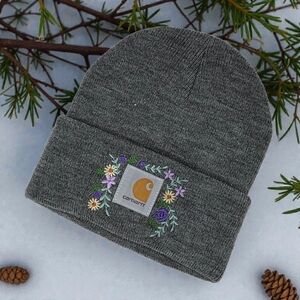 Embroidered Flowery Beanie with Purple Flowers